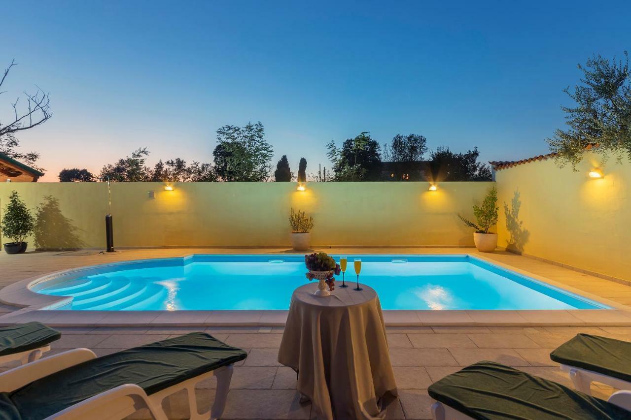 Villa Monique Vodnjan Luaran gambar
